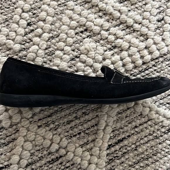 Ferragamo Soft suede like feel shoes - Picture 3 of 3